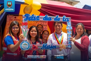 ALCALDE PROVINCIAL PARTICIPA EN FERIA INFORMATIVA EN HOMENAJE AL DÍA DE LA MUJER