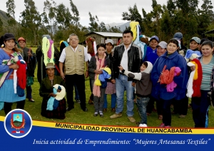 INICIA ACTIVIDAD DE EMPODERAMIENTO Y EMPRENDIMIENTO DIRIGIDO A MUJERES ARTESANAS TEXTILES DE LA PROVINCIA