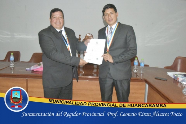 JURAMENTACIÓN DEL NUEVO REGIDOR DEL CONCEJO PROVINCIAL DE HUANCABAMBA