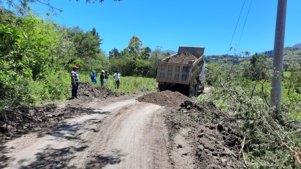 SE VIENEN SUPERVISANDO LOS TRABAJOS DE TRÁNSITO VEHICULAR DE LA CARRETERA HUANCABAMBA - SONDORILLO EN EL SECTOR PLAYA DEL AMOR