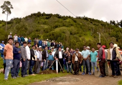 COLOCACIÓN DE PRIMERA PIEDRA DE INICIO DE LOS TRABAJOS DE MEJORAMIENTO Y AMPLIACIÓN DE AGUA POTABLE Y SANEAMIENTO RURAL EN CASERÍO NUEVA ESPERANZA