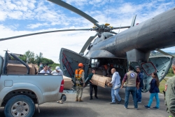 CONTINUA EL TRASLADO DE BIENES DE AYUDA HUMANITARIA