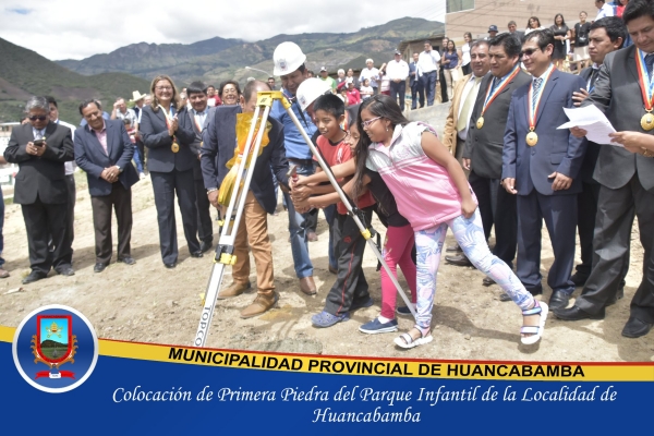 INICIÓ PROYECTO DE CONSTRUCCIÓN DE PARQUE INFANTIL EN EL BARRIO LA VILLA